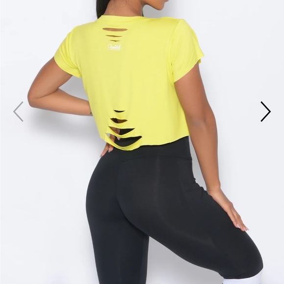 Bombshell sportswear shredded Tee - Picture 6 of 6